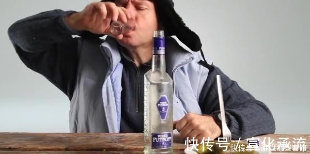 腌鱼|俄罗斯人最爱的3道“下酒菜”,喝最烈的酒,吃最重口的菜!