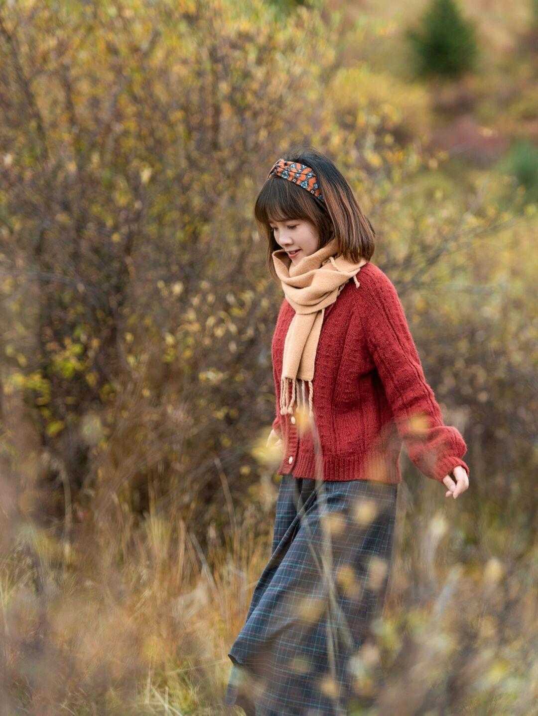 穿搭|立冬的毛衣也是标配,毛衣+半裙的配合太好看了,优雅随性又大方