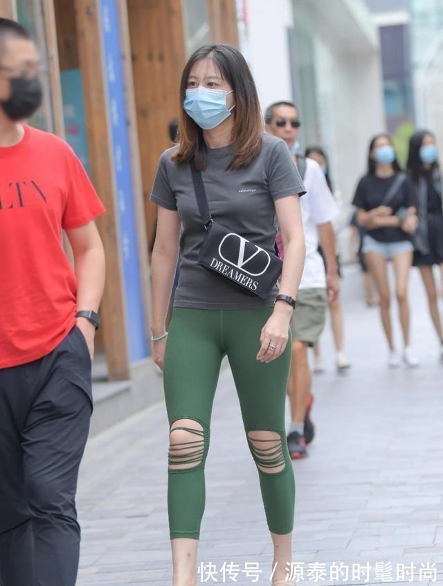 小蛮腰 时尚有型的瑜伽裤更具潮流时尚感,靓丽舒适又耐看,帅气十足!