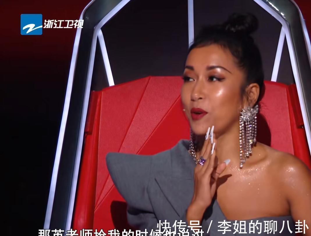 吴莫愁|中国好声音：小导师表现各不同，黄霄云存在感较低，张碧晨很自然