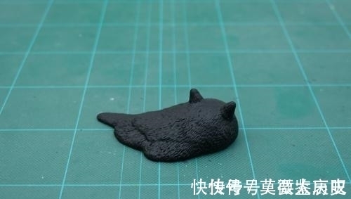 小猫|全球的猫都想屏蔽这个日本人,他到底做了多少沙雕手办?