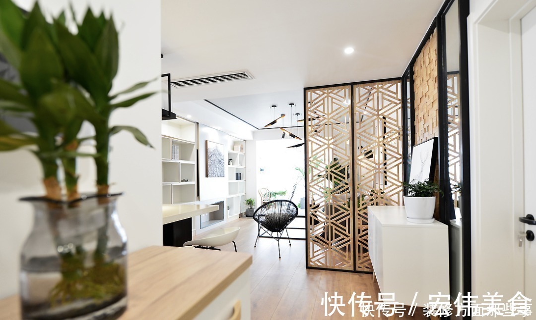 玄关|166㎡现代主义3室2厅，电视背景墙还能这样设计！