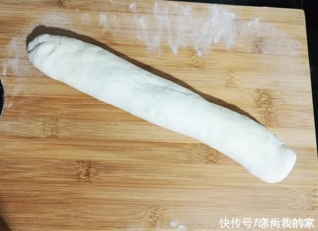 好吃的麻辣味肉烧饼，在家做方法也简单，外酥肉香，特别爽口