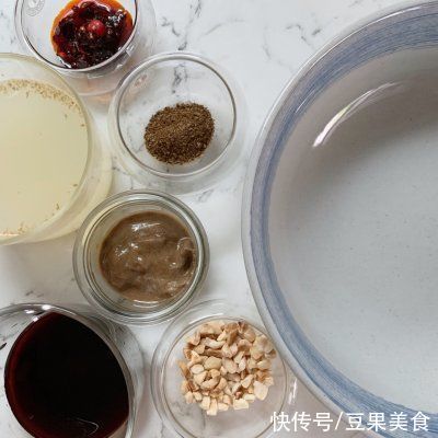 小面|这重庆人的早餐：杂酱面连吃3天了！明天还想吃