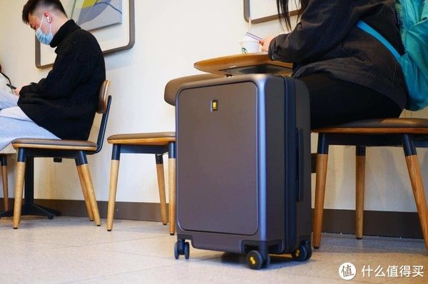 双十一 双十一拉杆箱看花眼了?到底该买哪款?我的选择是地平线8号