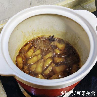 小白都能学会的家庭版红烧肉，不仅简单还美味