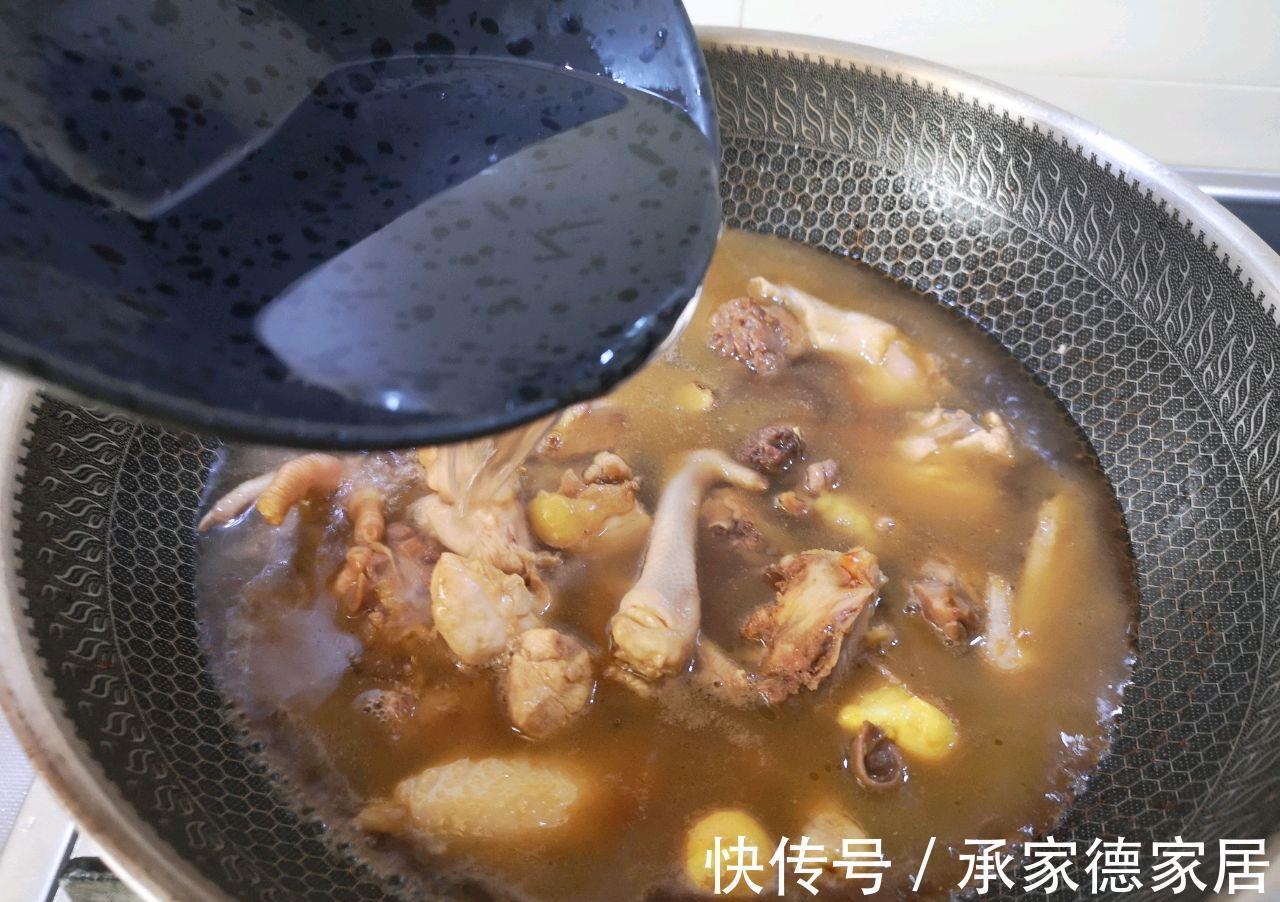 香菇|秋天，记得多吃“一荤两素”，放一起焖一锅香喷喷，秋季吃正合适