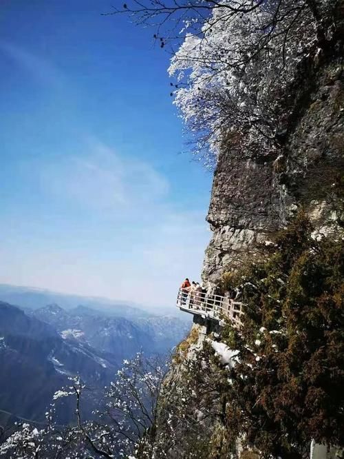 陕西省汉中龙头山赏雪之旅，游记感受！