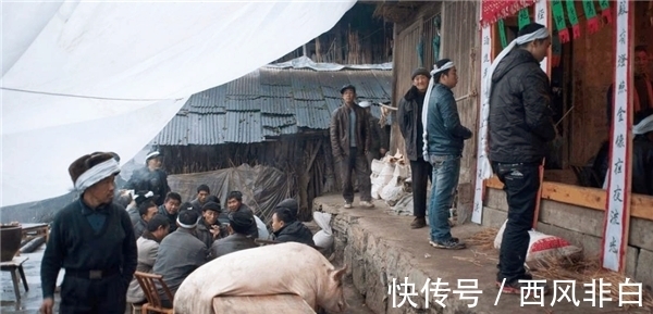 学说!坟前漫平儿孙旺,坟后兜水主富家,什么意思?有道理吗?