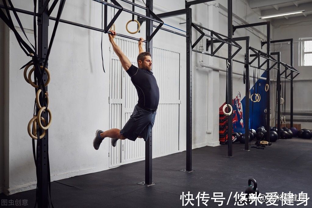 弹力|引体向上拉不上去怎么办？做好5个动作，快速提升引体向上数量
