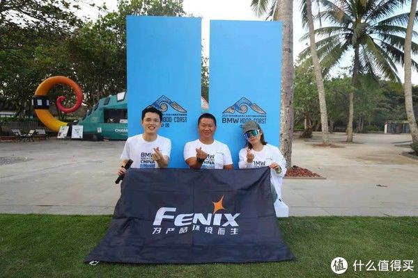 照明|2021HTC年终总决赛装备巡礼 篇三：Fenix HM60R超亮感应头灯 测评