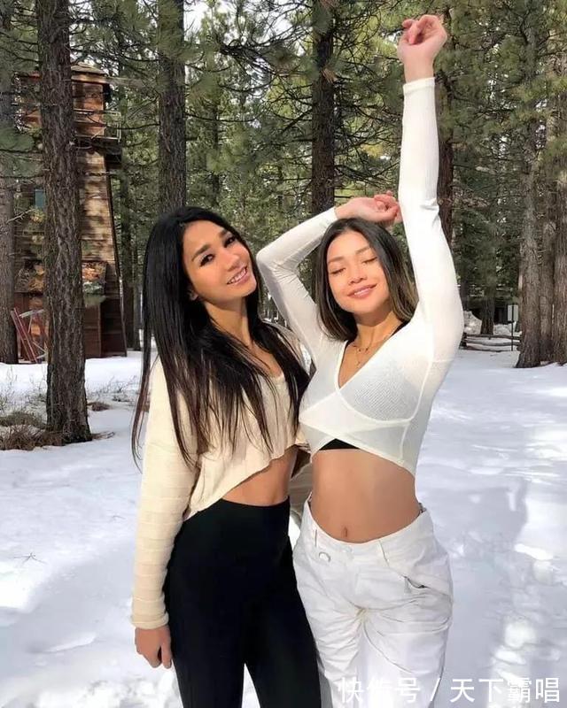 t恤 朴素的正装,不同的搭配,展现不同的美感