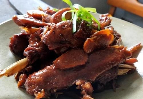  光盘|一口一大筷子、甚是开胃的下饭菜，一出锅直接光盘，老人孩子都爱吃！