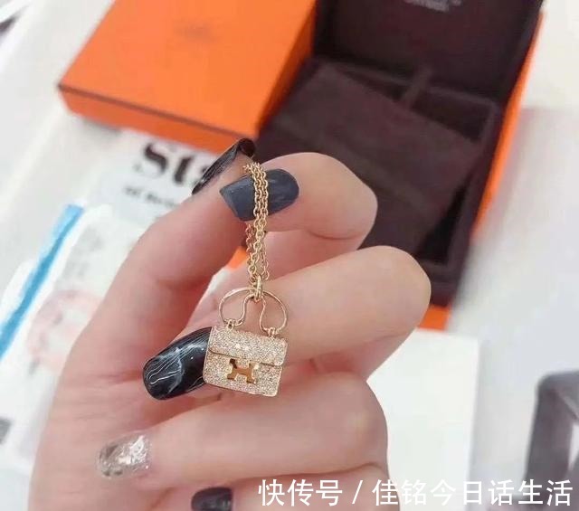 爱马仕 爱马仕女孩都应该知道,那些最值得入手的配货!