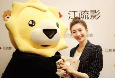 人气始终不火的江疏影，却能饰演众多热剧的女一，背后没那么简单