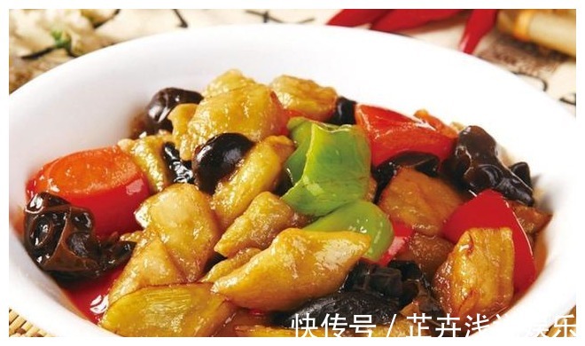 做法|茄子的做法有很多,不过炖茄子才是最好吃的,吃起来特别的香!