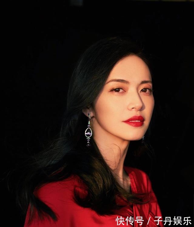 显老 不管你是奔几十的女性,这4种“显老”发型最好别剪,难看又老土