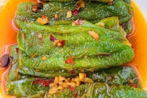 虎皮青椒为什么不起皮？厨师长教你一招，入味起皮又好吃