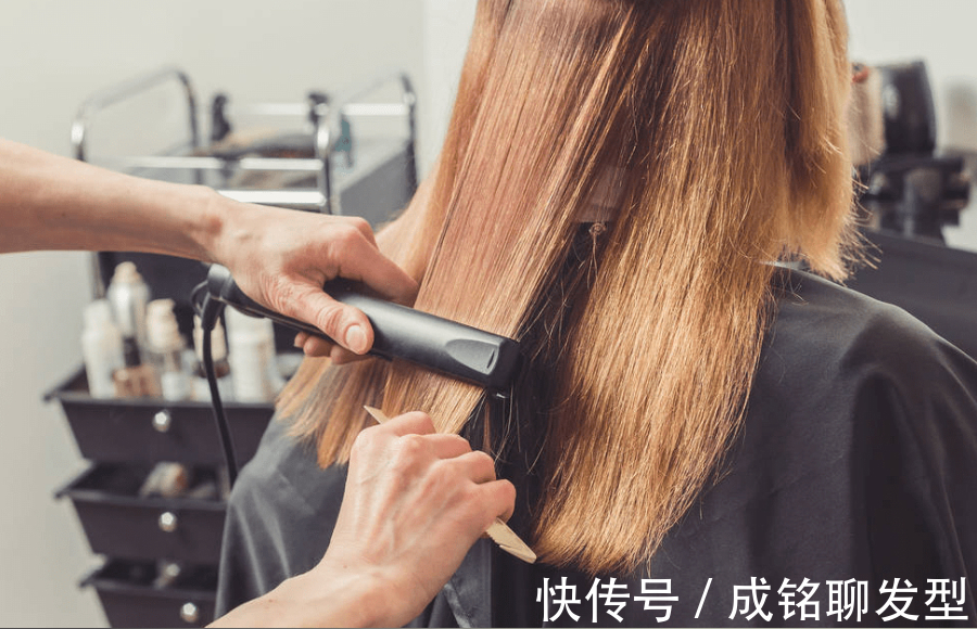 夹板 烫发不好看想洗直,请问软化和拉直哪种更伤发?看这三点就明白