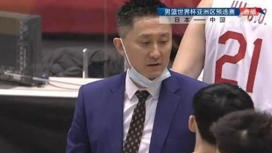 杜锋|中国男篮重启爬坡之旅，团结友爱成团队新标签，郭艾伦帮杜锋圈粉