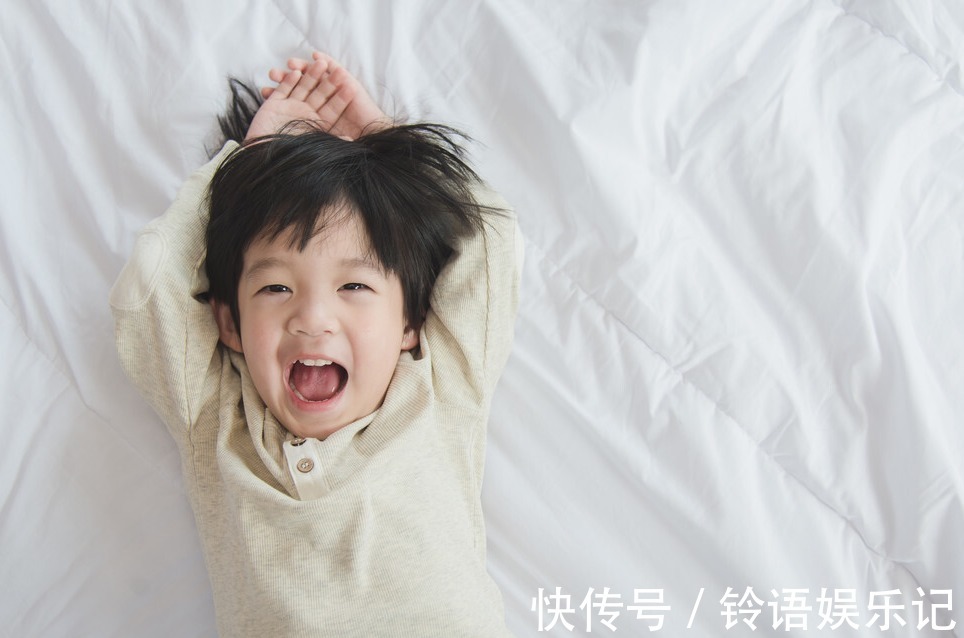 敏感期|3岁孩子适合学什么?只报兴趣班可不行,3大类12个方面是关键