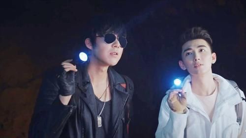  终极|《终极笔记》黑眼镜到底该不该出现？他和吴邪是怎么认识的？