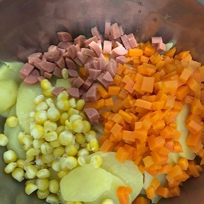 玉米粒|培根土豆泥沙拉卷