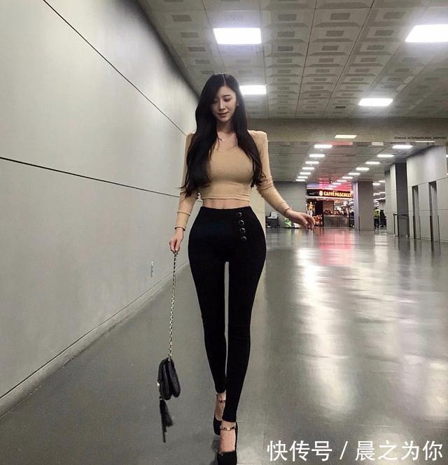 韩国九头身美女腿模，臀大腰细，性感撩人