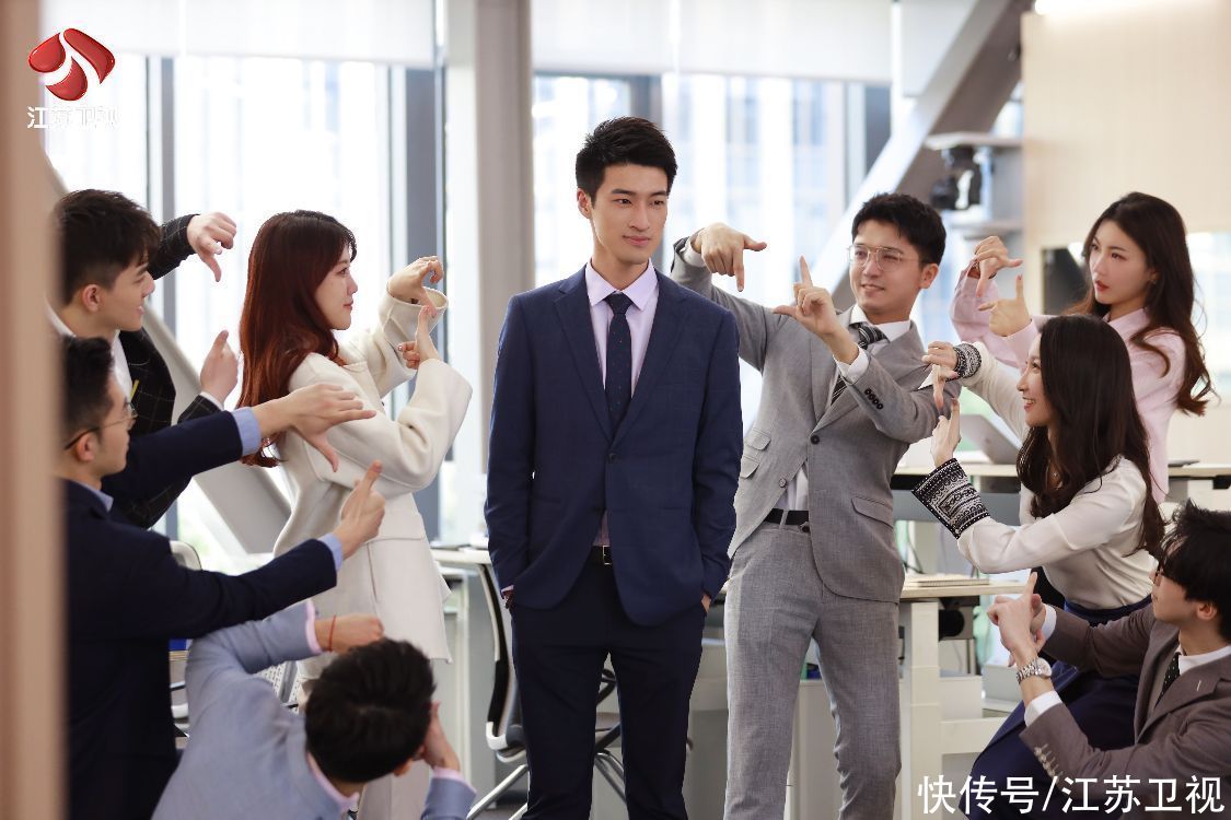 借口|《闪闪发光的你》惊现“易式拷问”易立竞“借口”称是“角色需要”