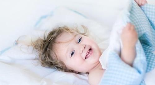 家长|孩子睡觉时,有2个时间段或许是长高的黄金时间,家长不要错过!