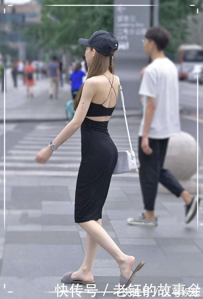 亮点|紧身吊带裙，展现玲珑曲线，美背设计成亮点！