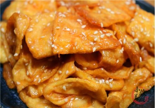  鸡蛋|鸡蛋别只会荷包蛋了，大厨教你这样做，往锅里一倒，个个鼓大泡！