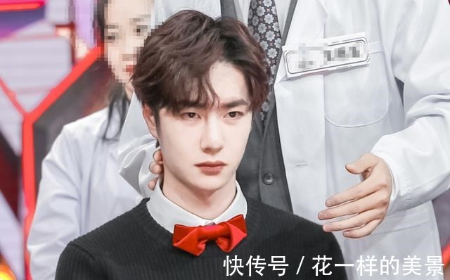 魔术|汪涵给王一博制造惊喜,不懂情调说台本没有,被爱豆评价满脸紧张