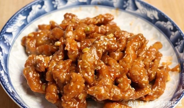 糖醋里脊的家常做法,学会挂糊技巧和糖醋比例,一锅都不够吃