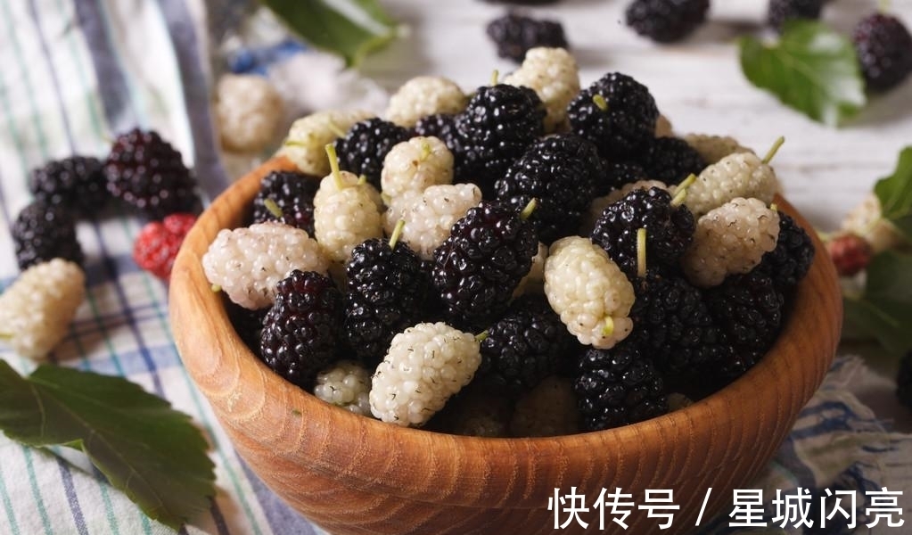 沸水|桑葚干只用来熬粥,太可惜了,教你4种吃法,美味滋补又解馋
