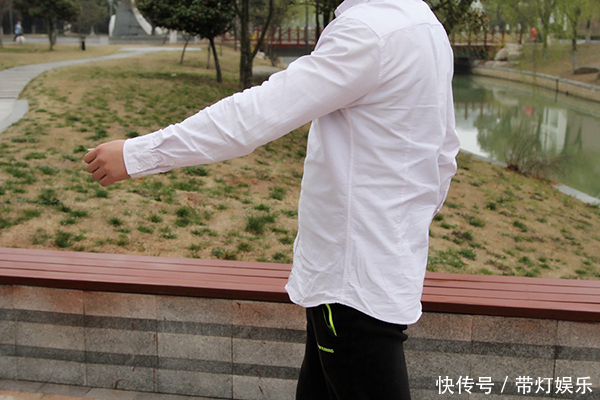 “日行万步”不是绝对的,50岁后,每天走多少步才好医生告之