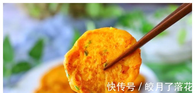夏天|夏天红薯别烤着吃了,试试这做法,鲜美香软可口,连吃三个才过瘾!