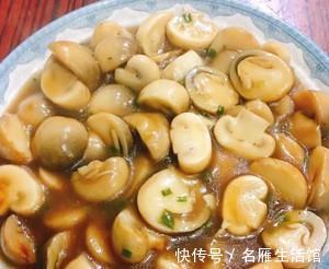 比肉好吃的素菜菜谱，蚝油双菇，做法简单，美味营养，特下饭