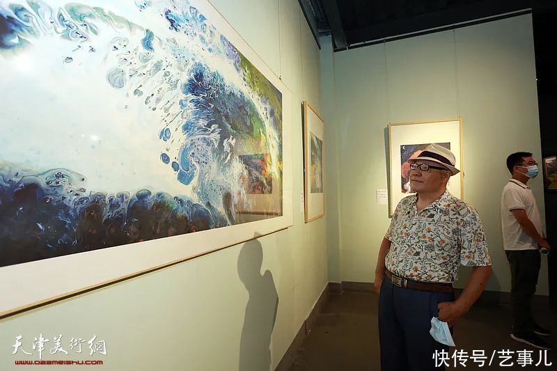 天津长城书画院|意象泼彩 随心运化——“霍然泼彩画展”在天津润松美术馆开幕