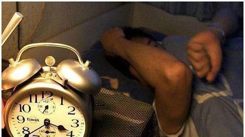 睡眠质量|男人过了60岁,还能做到这4件事情,说明你的身体还算是健康的