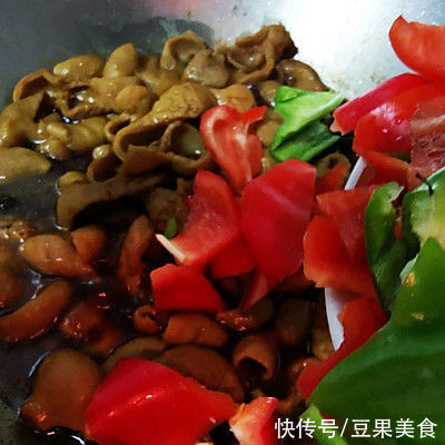 冬日里来一道肥肠煲,保你一天元气满满