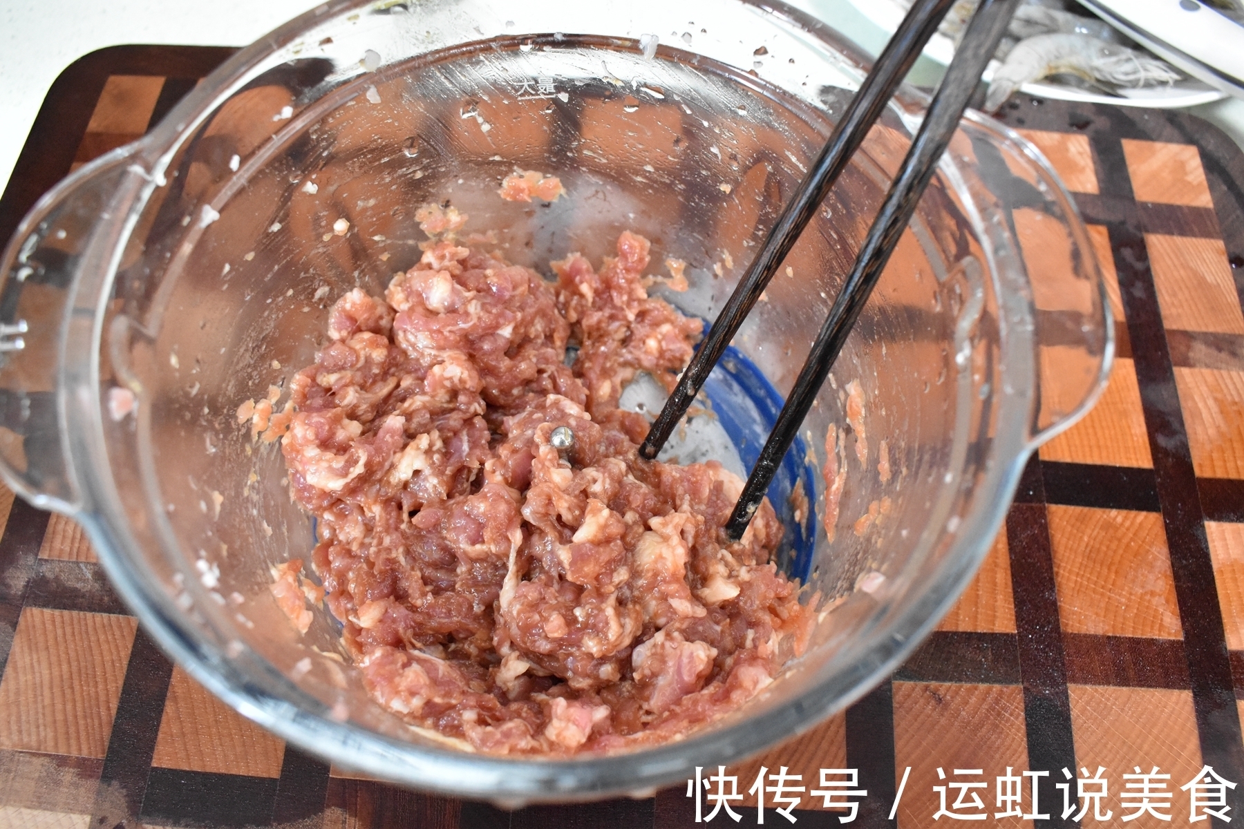 最近早餐就想吃它，鲜美嫩滑爽口，加点面条吃得更满足，能量满满！