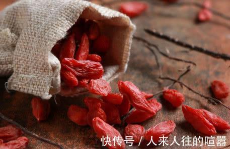 松茸|癌细胞“特怕”的几样食物来了,常吃一点,有效抗癌更长寿