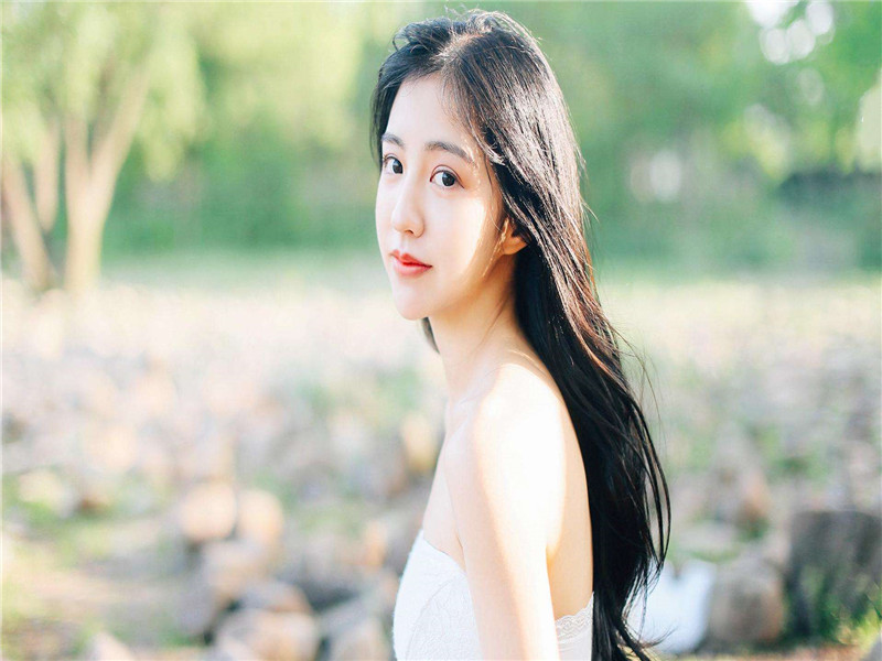 装有钱和真有钱的女人,看3点就可以,你