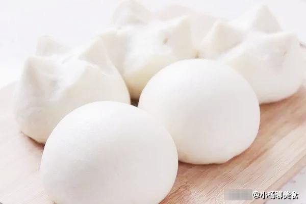 发酵|卖馒头的老奶奶说漏嘴，蒸馒头时，放点“它”，馒头又香又松软