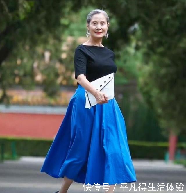 披肩发 年过六十留披肩发太“装嫩”老人选择发型,发量和气质说了算!