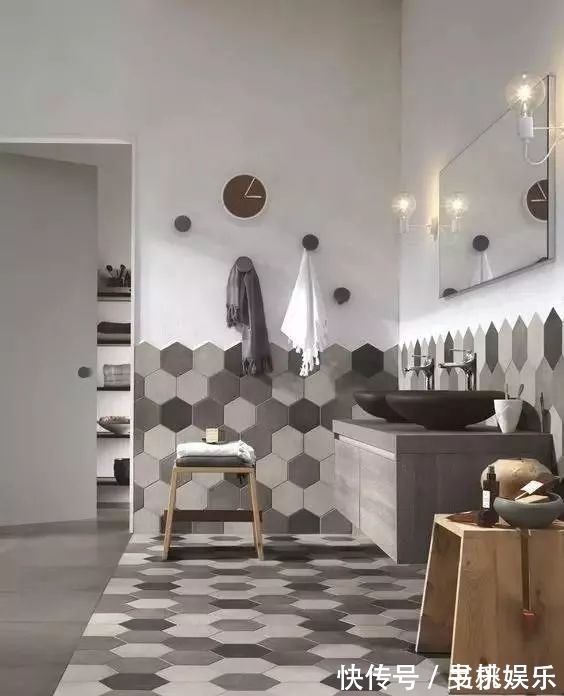 耐磨性|卫生间瓷砖别瞎选!那该怎么选注意这六点就够啦!