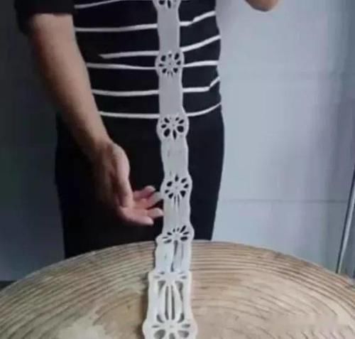 莲藕|日本大厨炫刀技,将鱼切成“蝴蝶”,中国厨师用整根莲藕霸气回击