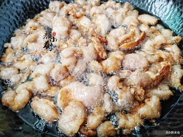 猪油|熬猪油时，只加水是错的，多加这2样，猪油又香又白，放1年不坏