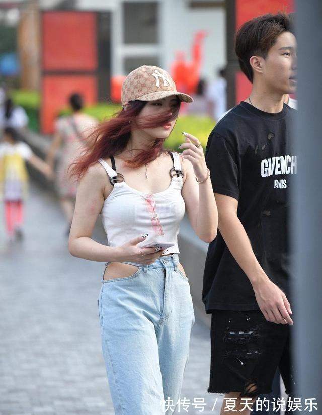 高跟鞋|夏季如何选择裙子?选一件雪纺裙,凉快透气